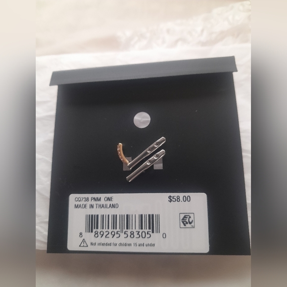 New COACH Butterfly Ear Cuff NWT - Picture 4 of 8